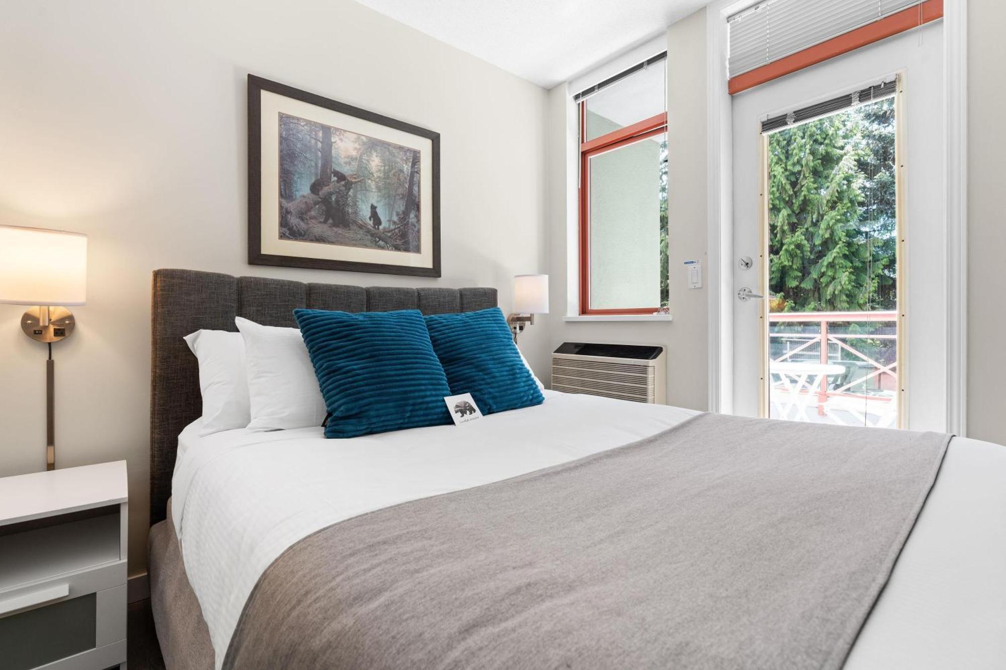 Alpenglow Lodge Bear Wonder One Bedroom By Mva Whistler Exteriér fotografie
