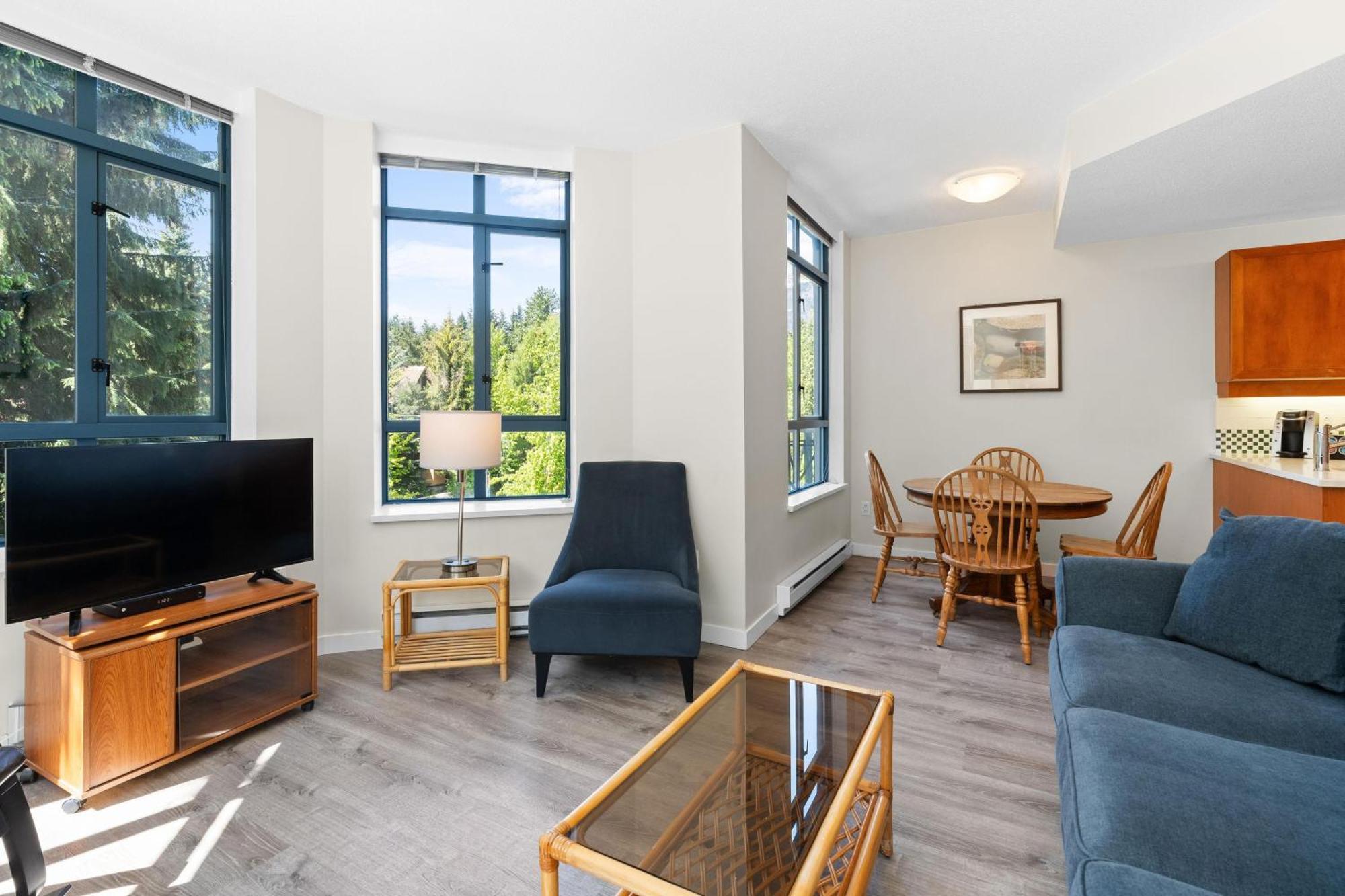 Alpenglow Lodge Bear Wonder One Bedroom By Mva Whistler Exteriér fotografie