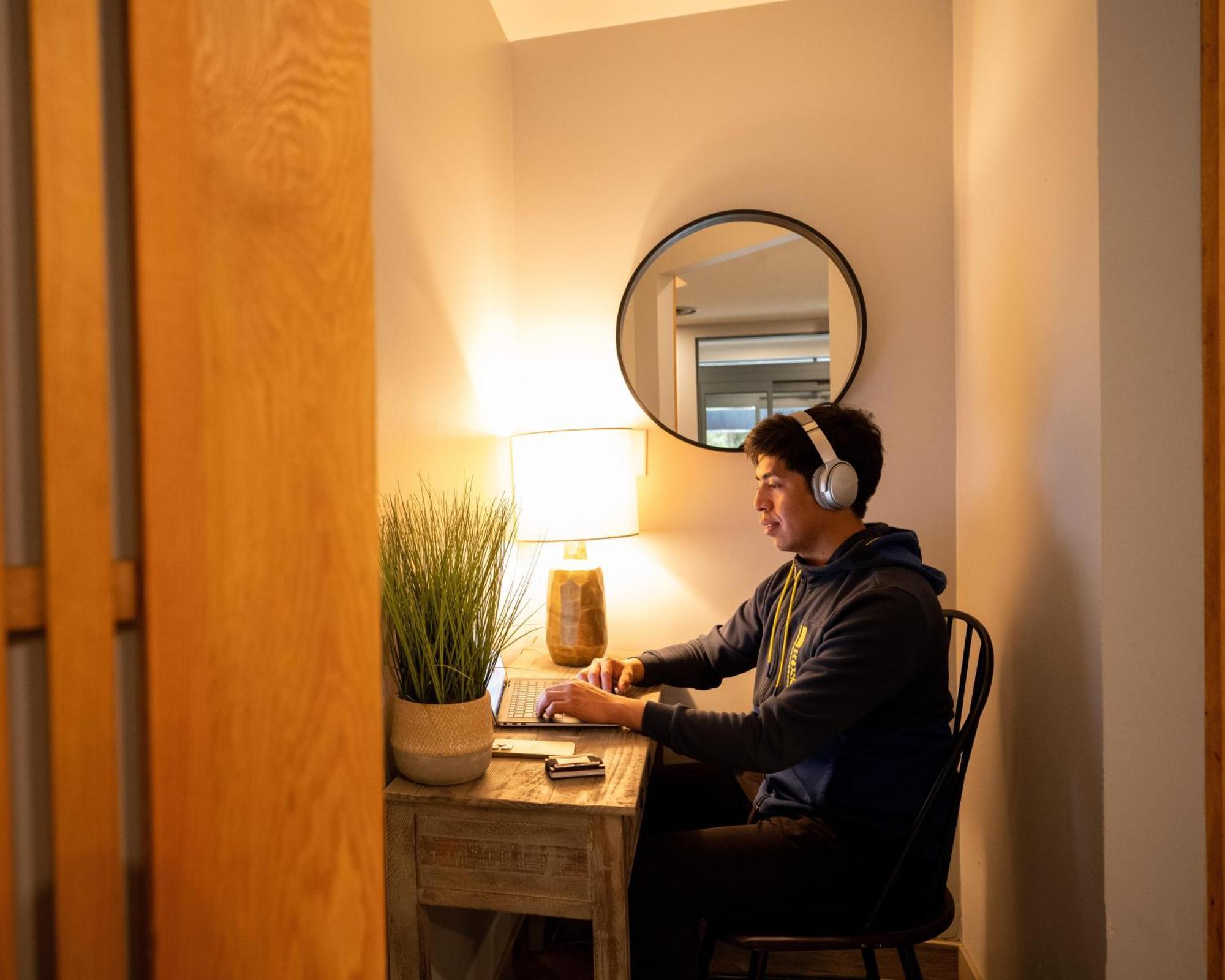 Alpenglow Lodge Bear Wonder One Bedroom By Mva Whistler Exteriér fotografie